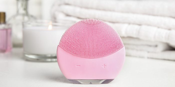 Limpador facial elétrico