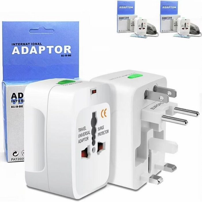Adaptador universal de viagem com proteção de sobretensão e USB