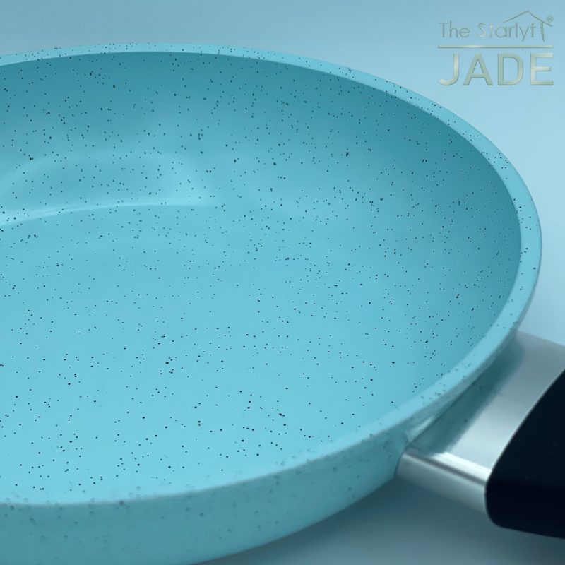Panela antiaderente com revestimento em pó de cerâmica de jade